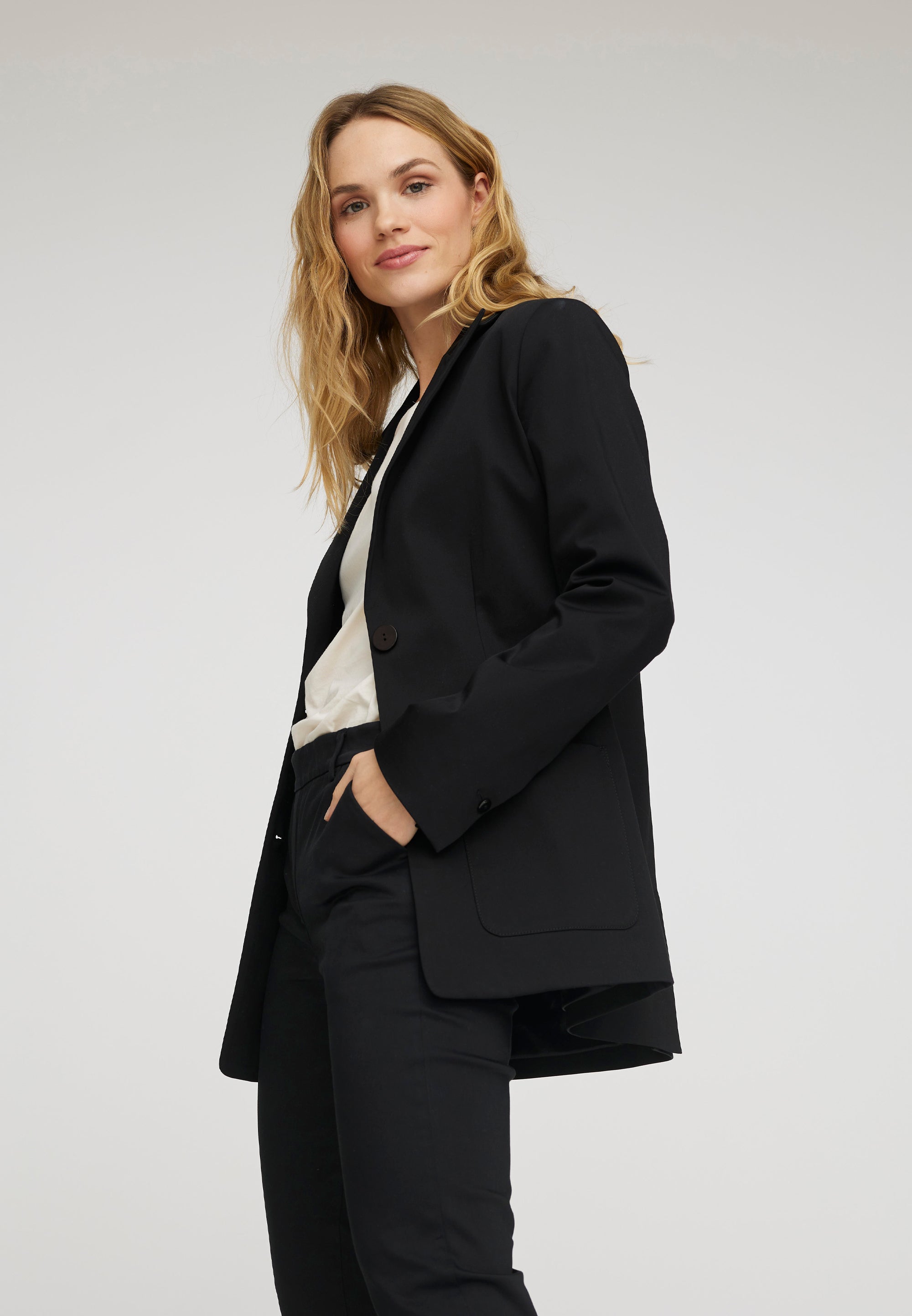 LAURIE  Britt Blazer 76cm Jackets Schwarz