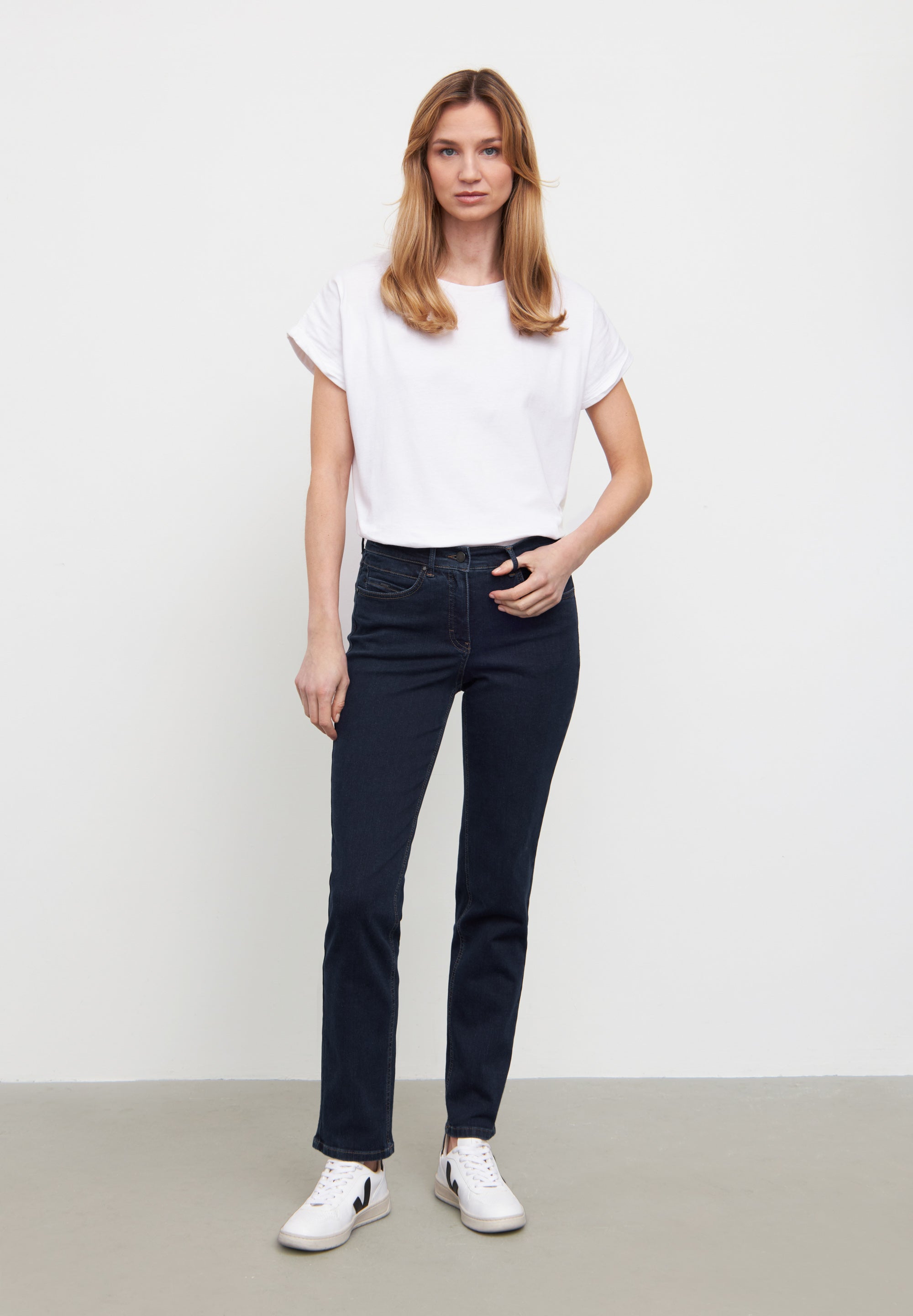 LAURIE  Christie Regular - Medium Length Trousers REGULAR Dunkelblauer denim