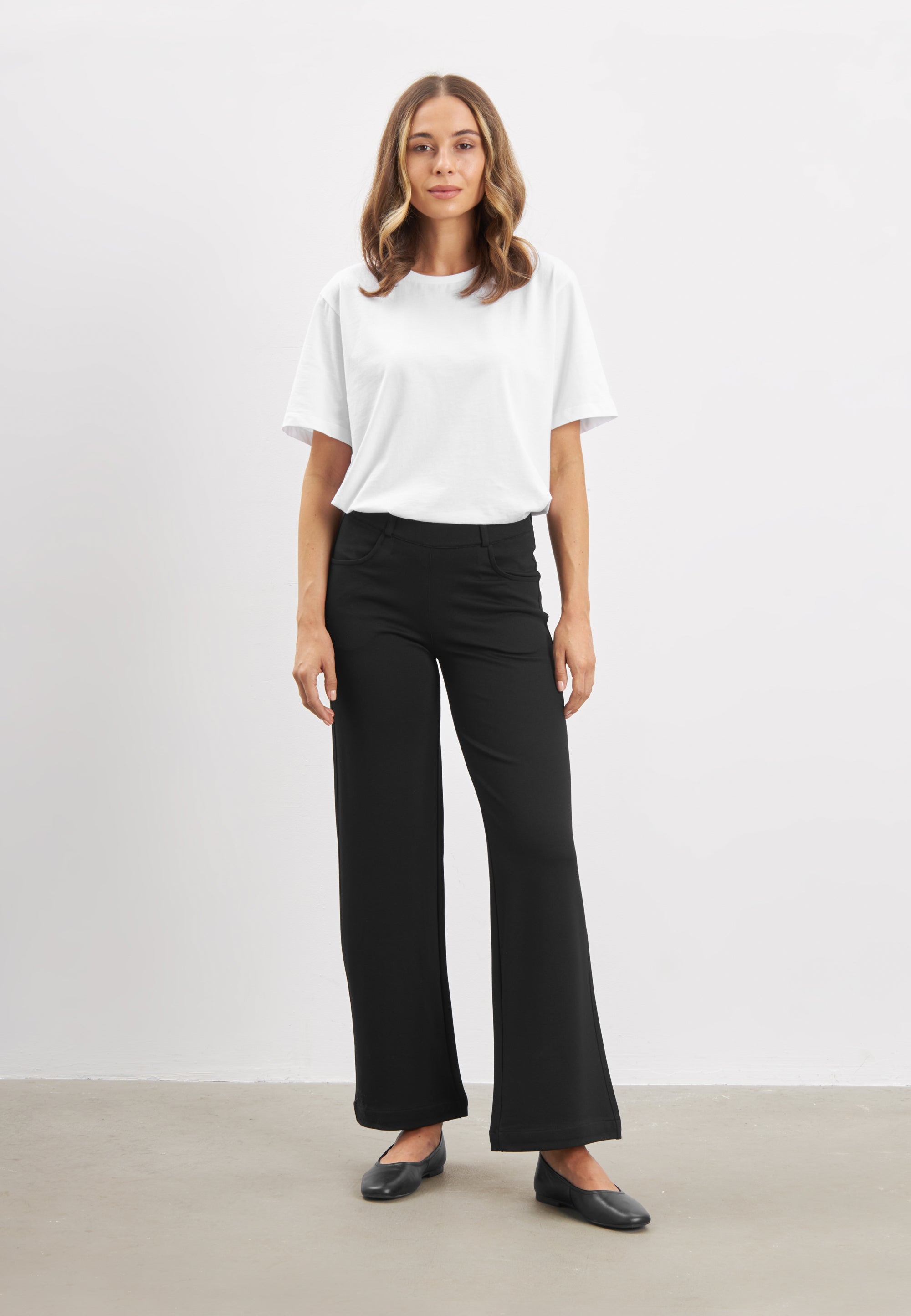 LAURIE  Donna Loose Jersey - Short Length Trousers LOOSE Schwarz gebürstet