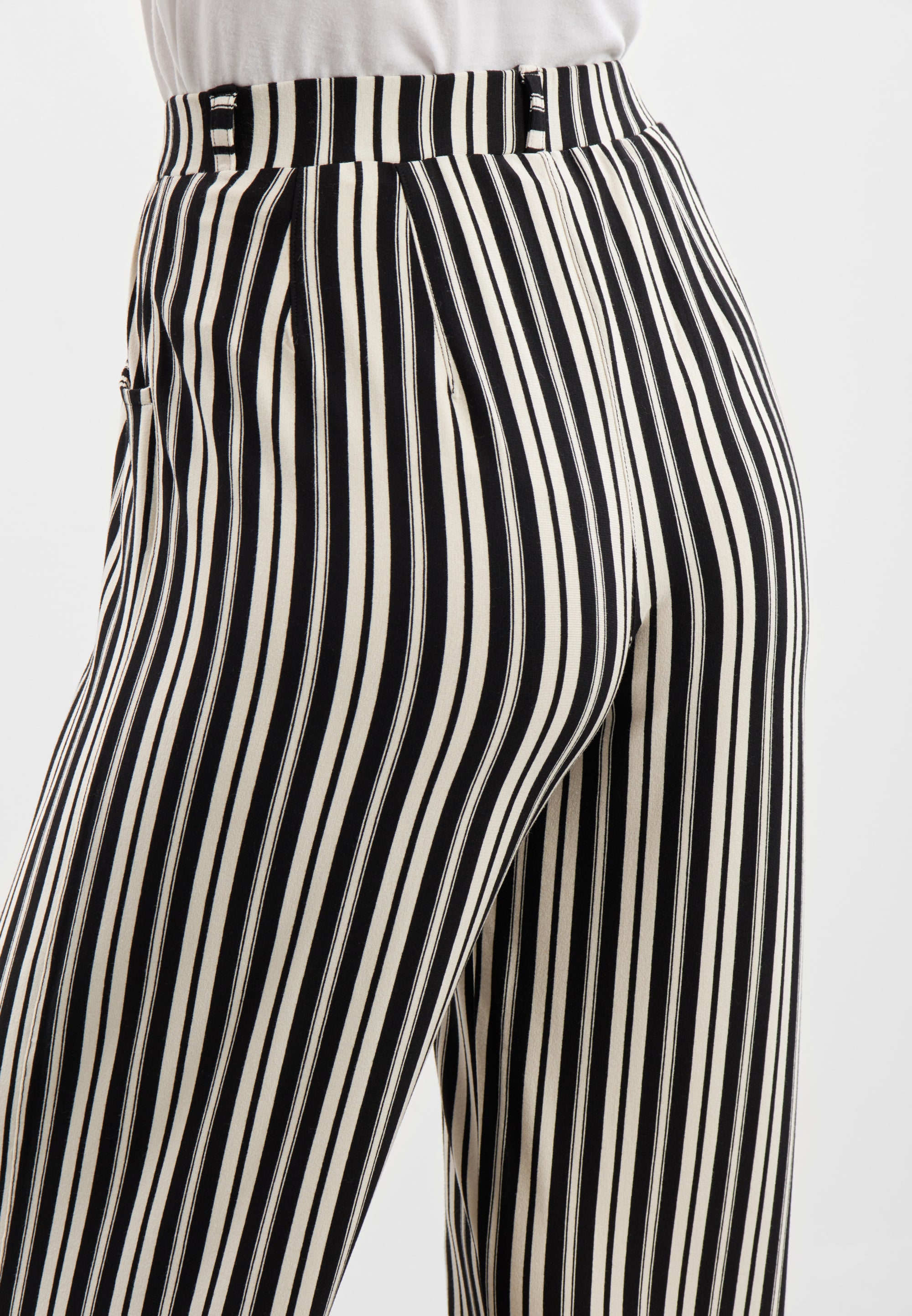 LAURIE  Donna Loose Jersey Crop Trousers LOOSE 99139 Elegant Stripe