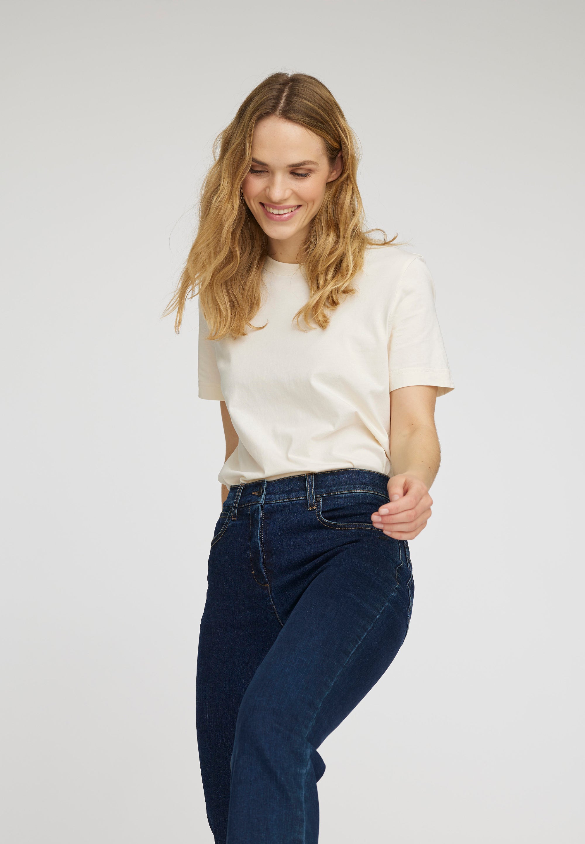 LAURIE  Marple Straight - Medium Length Trousers STRAIGHT Dunkelblauer denim