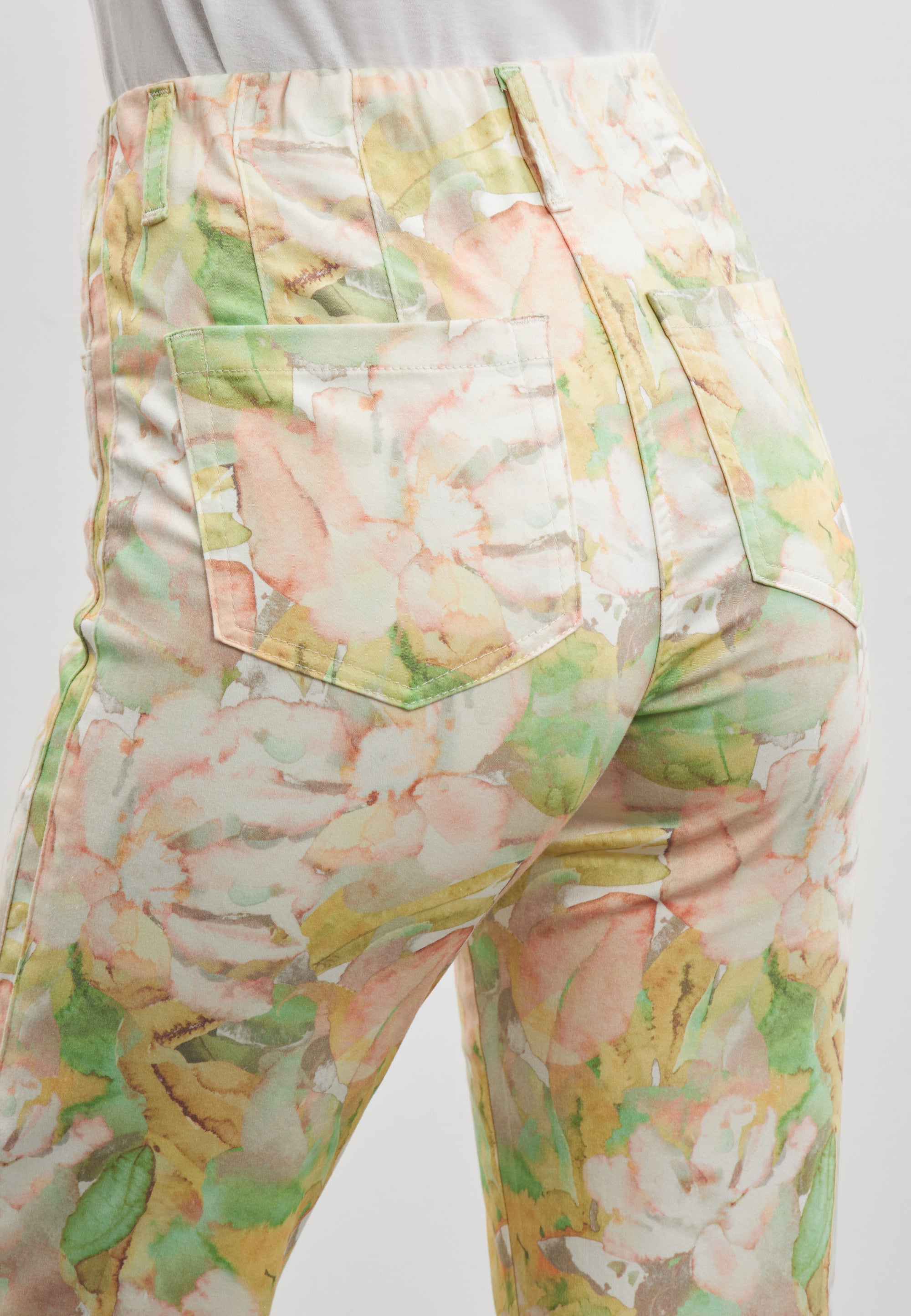 LAURIE Patricia Pure Regular Crop Trousers REGULAR 30036 Rose Watercolour