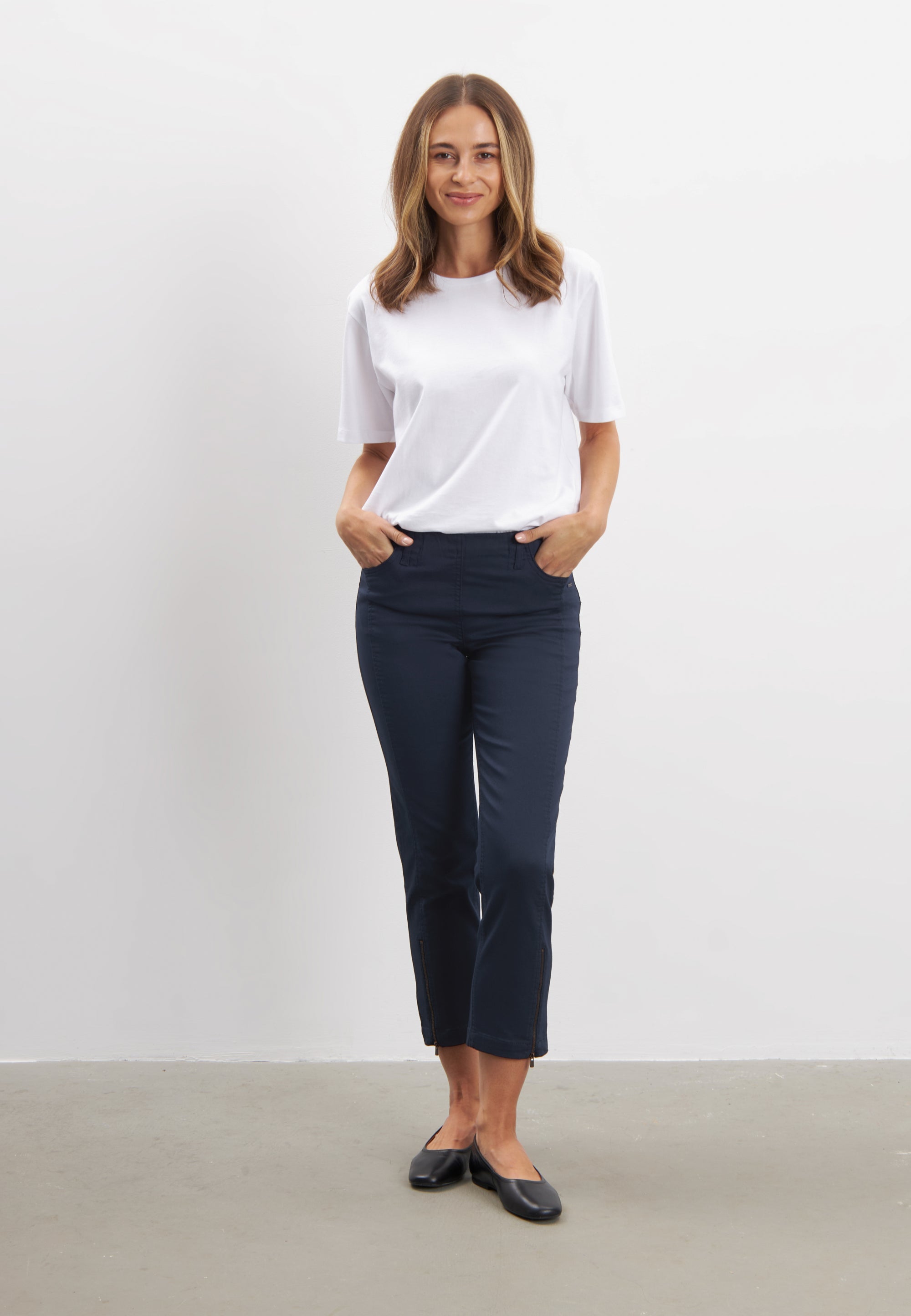 LAURIE Piper Regular Crop Trousers REGULAR Marine