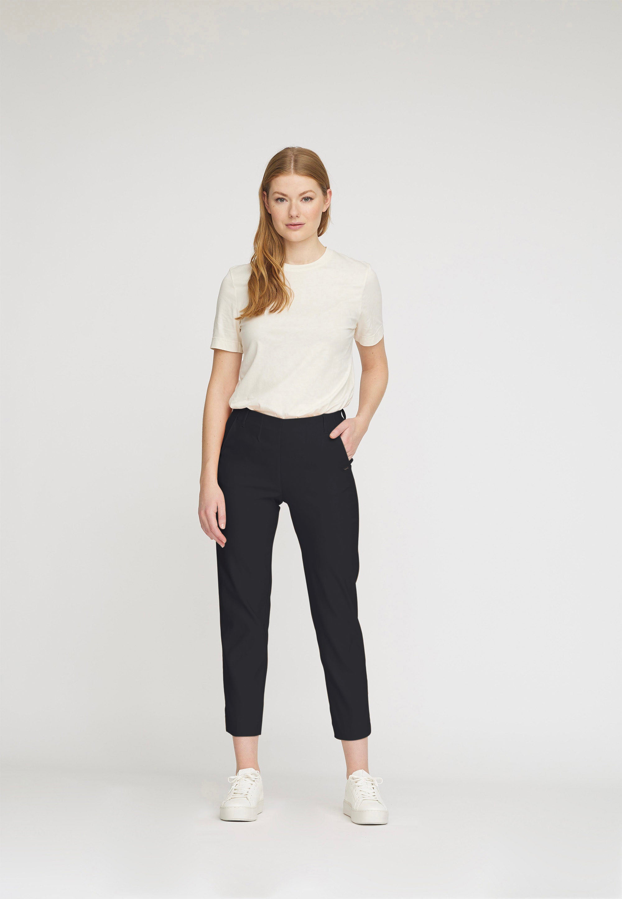 LAURIE Taylor Regular Crop Trousers REGULAR Schwarz