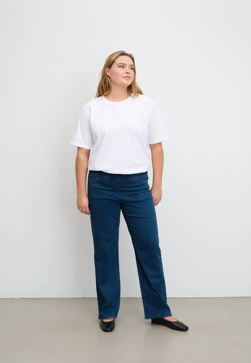 LAURIE  Thea Straight - Medium Length Trousers STRAIGHT 49401 Blue Denim